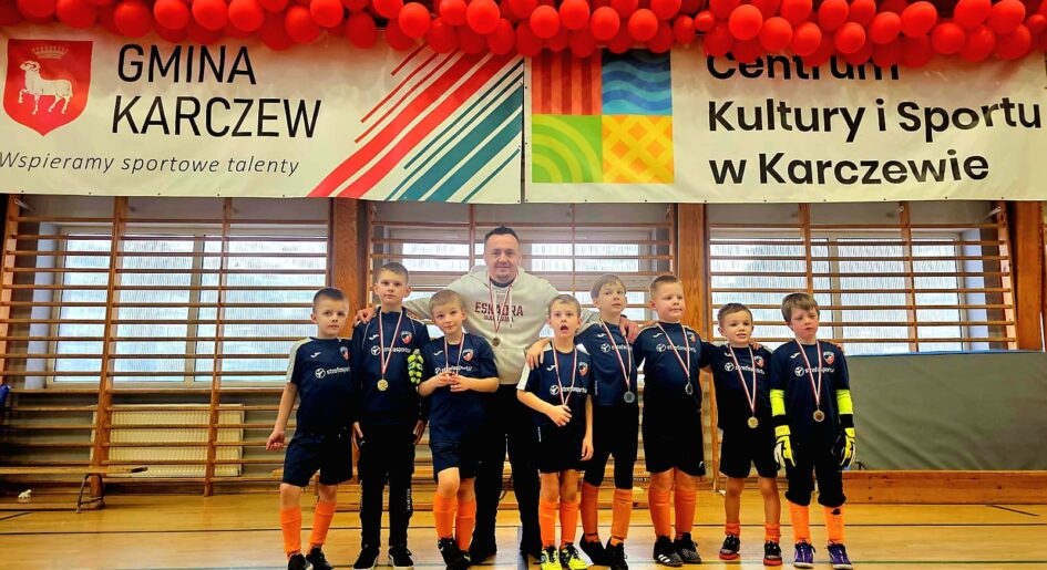 U8 | Rocznik 2017 na turnieju halowym w Karczewie!