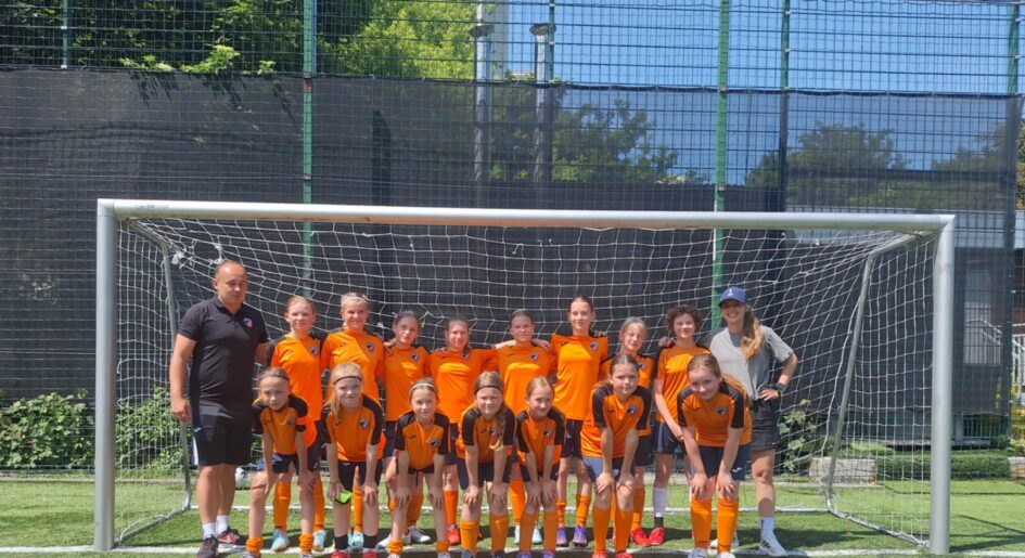 Hutnik Warszawa - EsKadra Girls